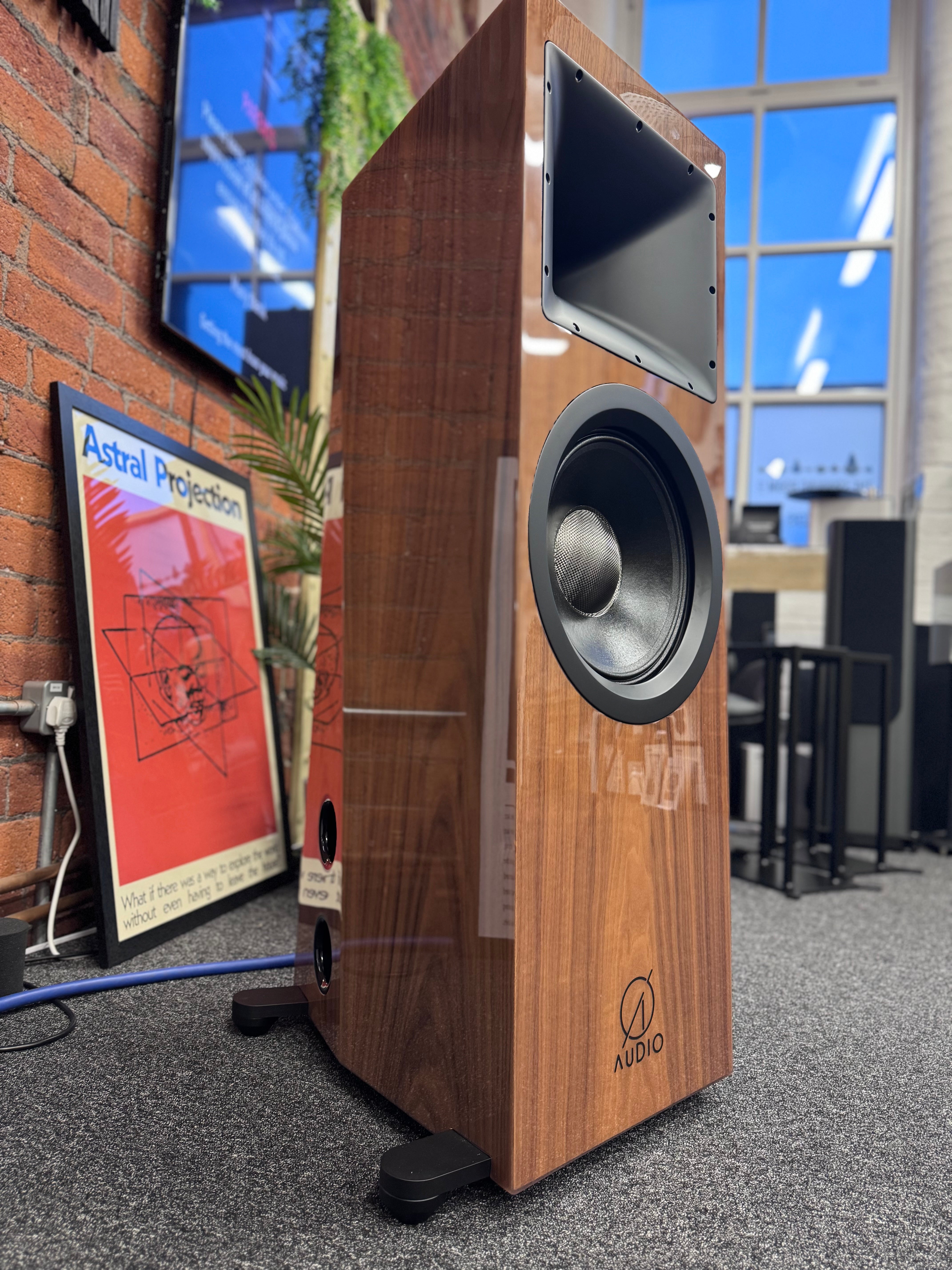 Ø Audio ICON 12 Loudspeakers
