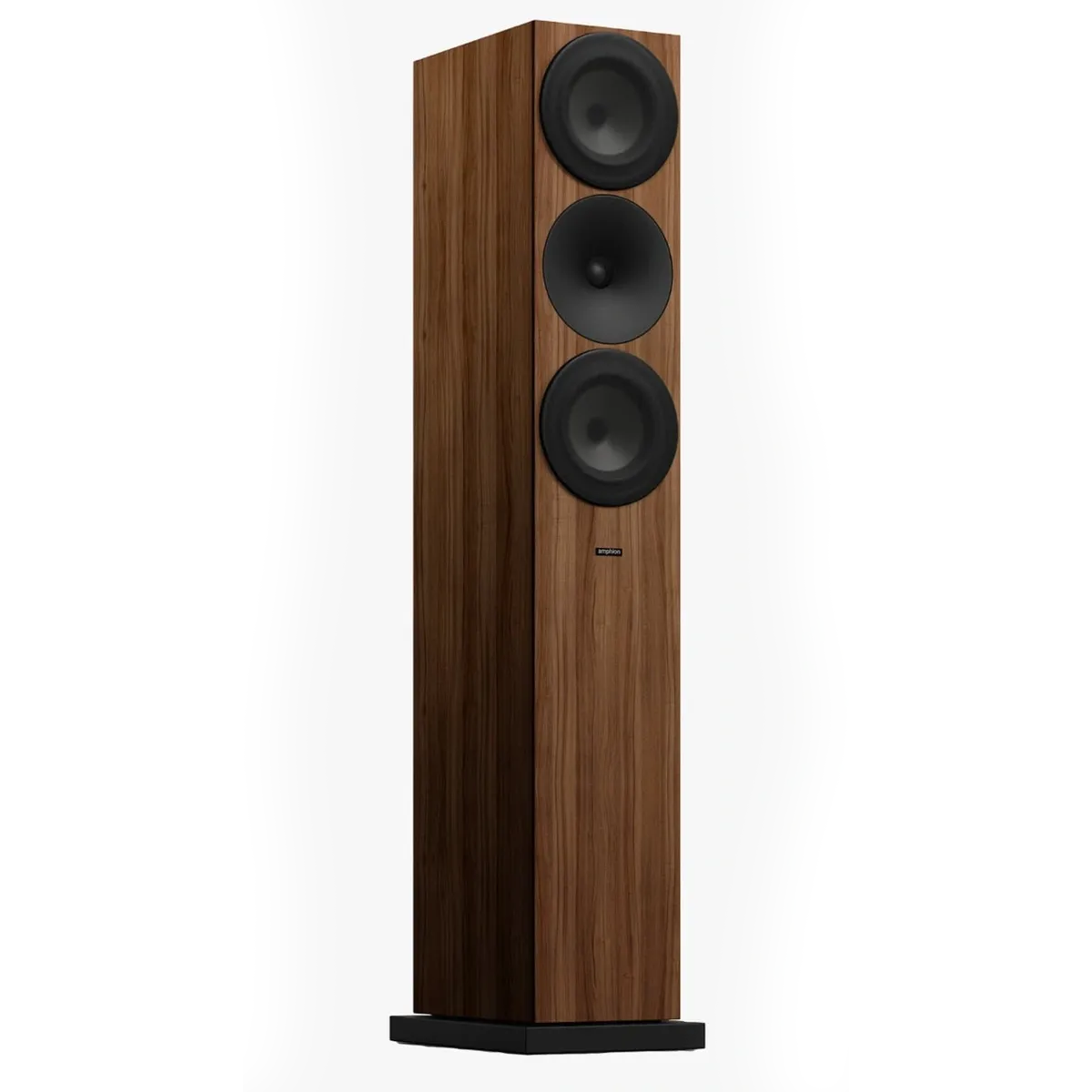 Amphion 7LX speakers