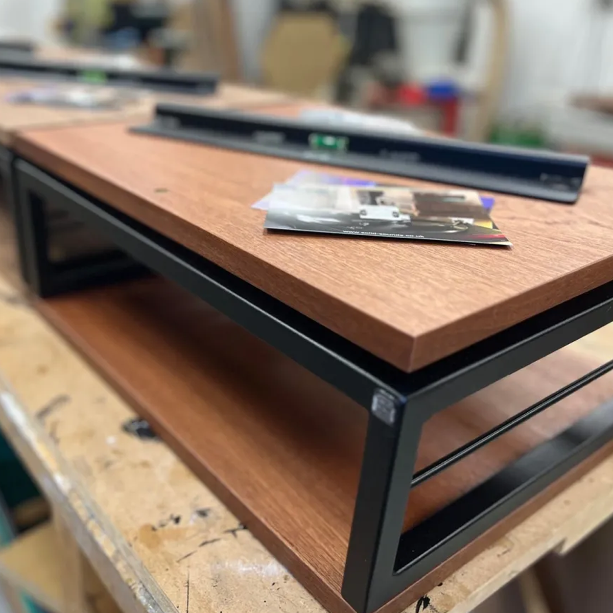 Solid-Sounds Ladder turntable wall shelf