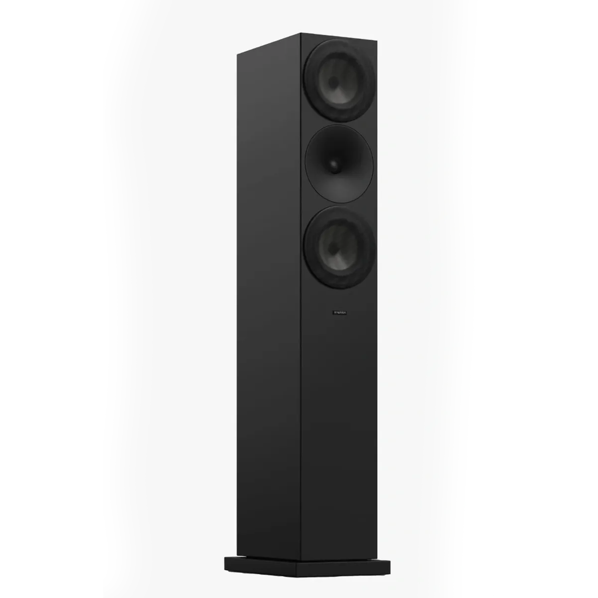 Amphion 7LX speakers