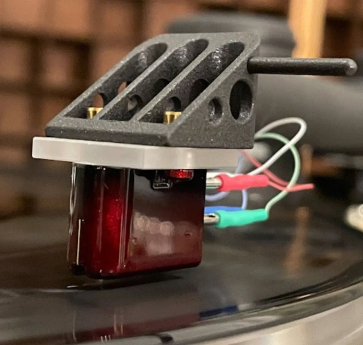 Etsuro Urushi Bordeaux MC cartridge