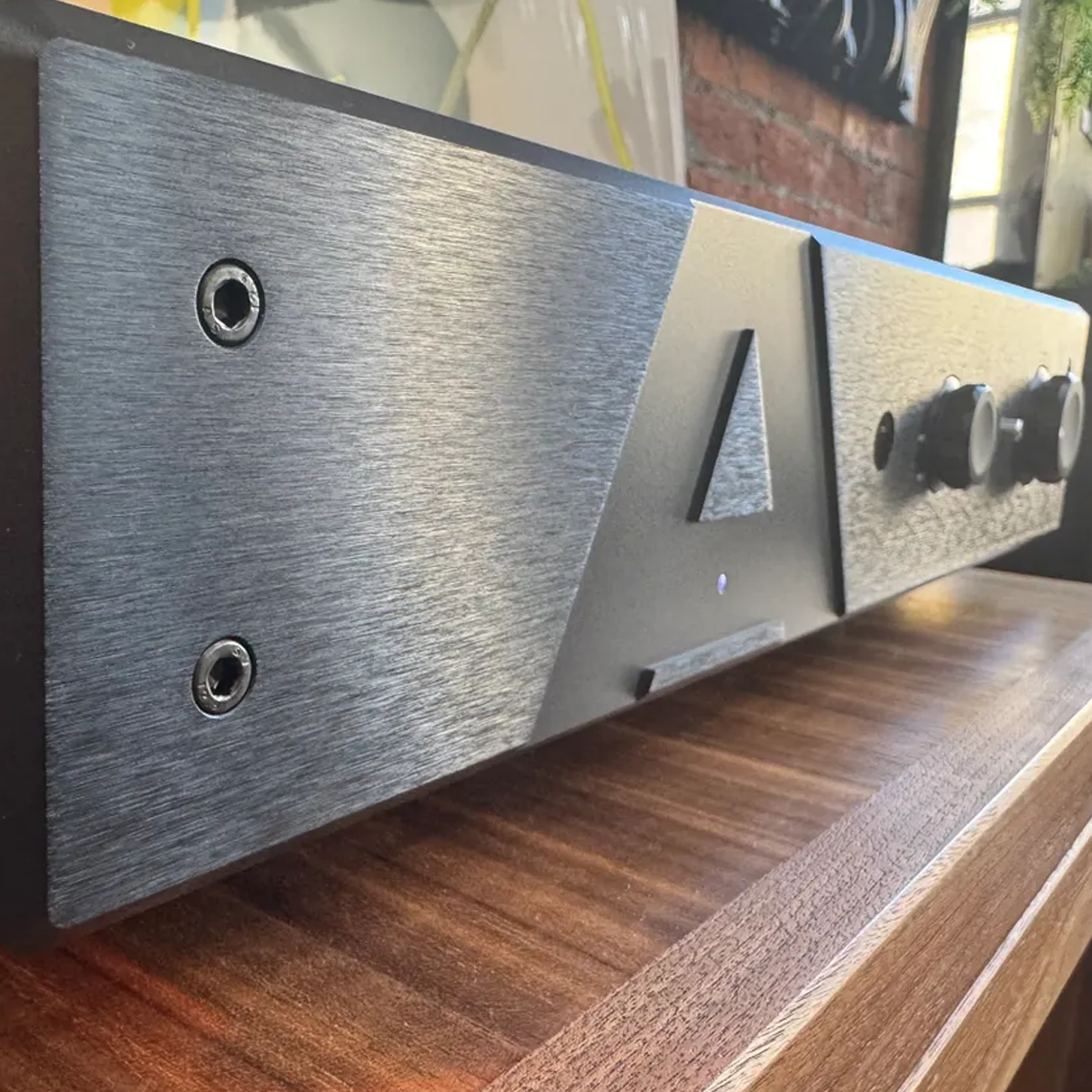 AVID Accent Integrated Amplifier