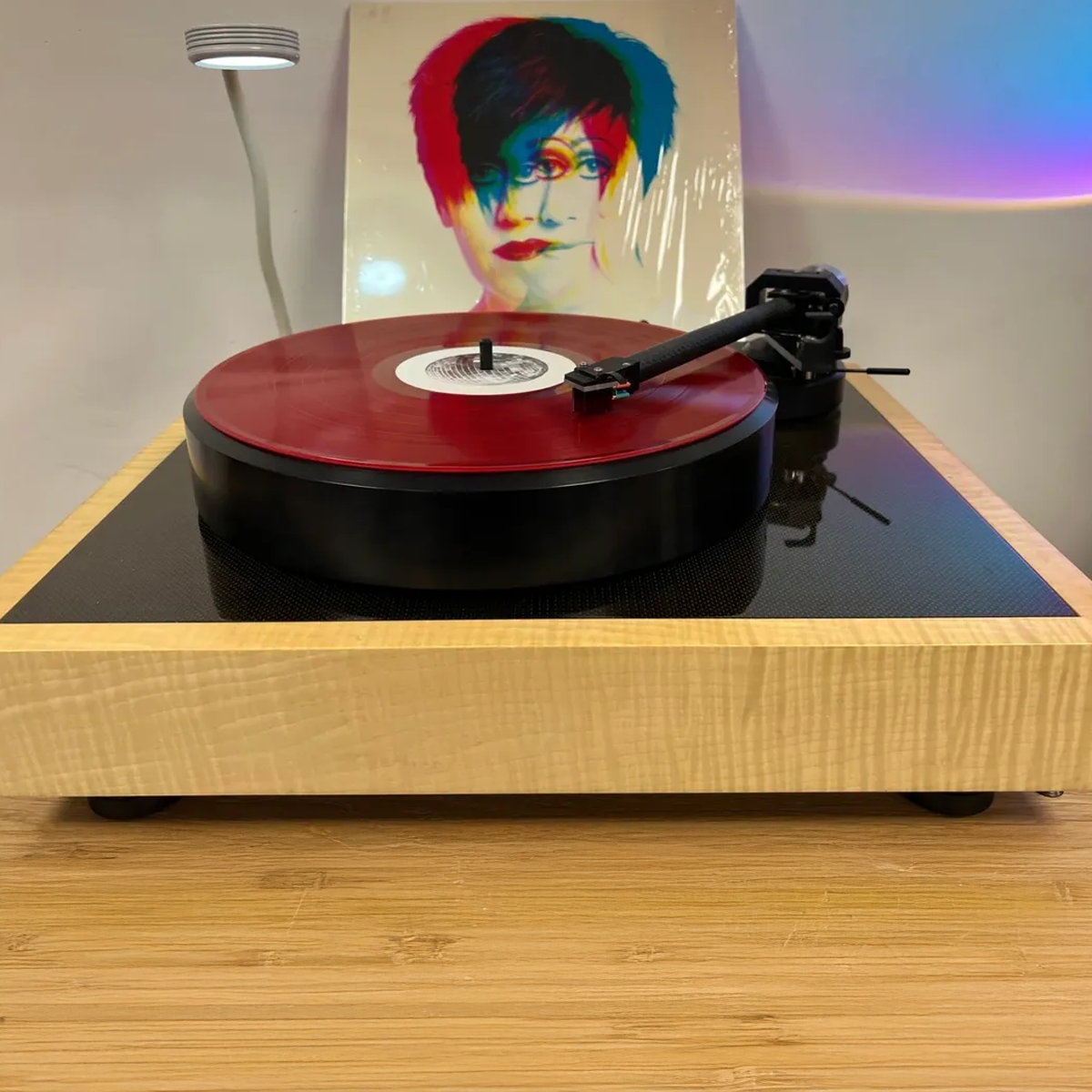 STST Motus ii DQ suspended low torque direct drive turntable